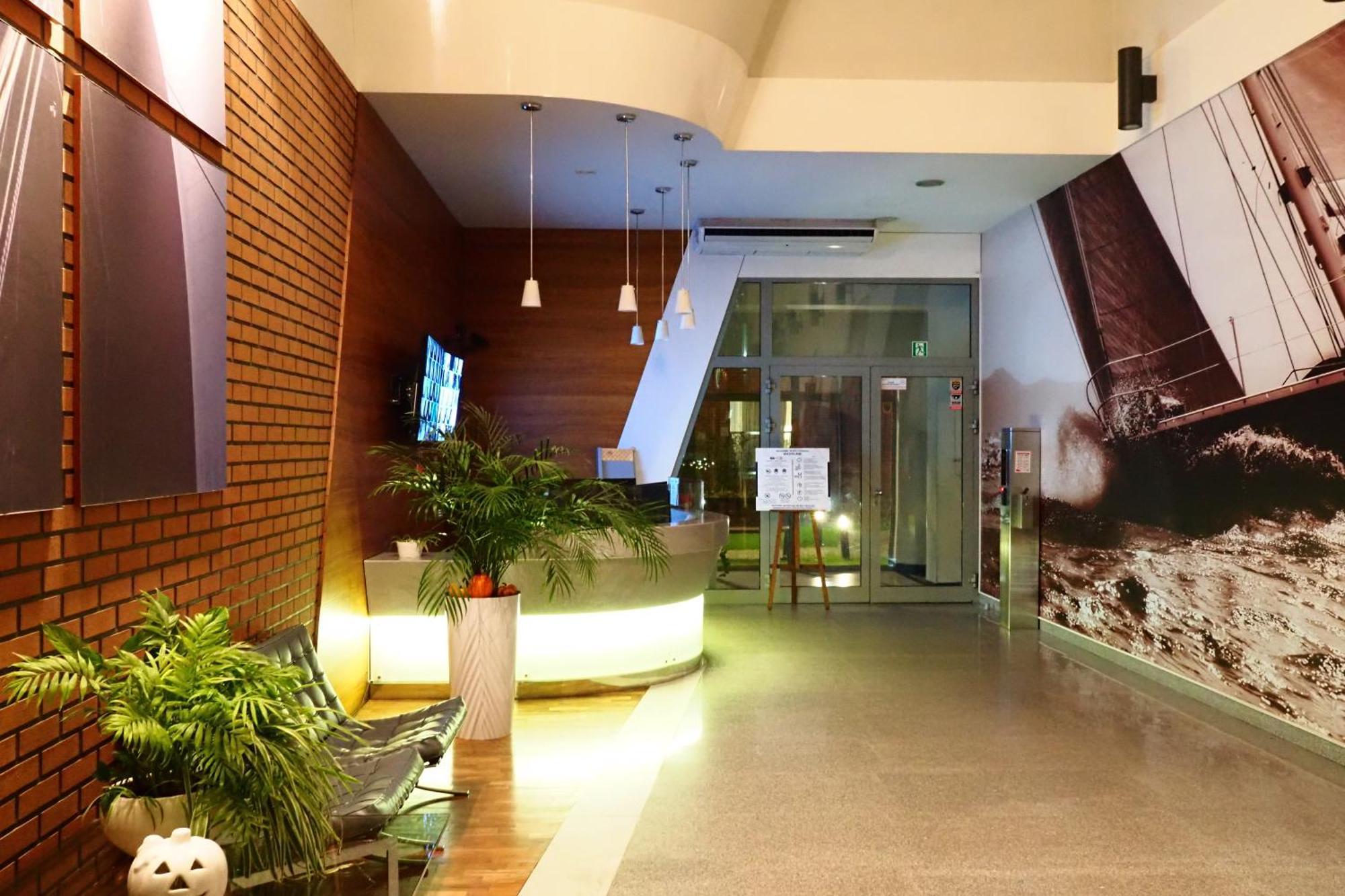 Gdansk Szafarnia Waterlane Spa By Jacek Budek Luaran gambar
