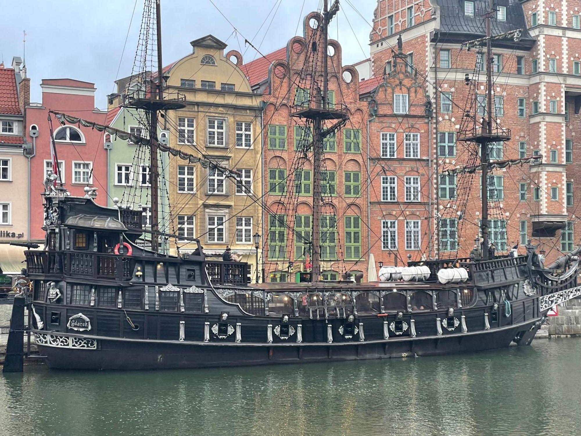 Gdansk Szafarnia Waterlane Spa By Jacek Budek Luaran gambar